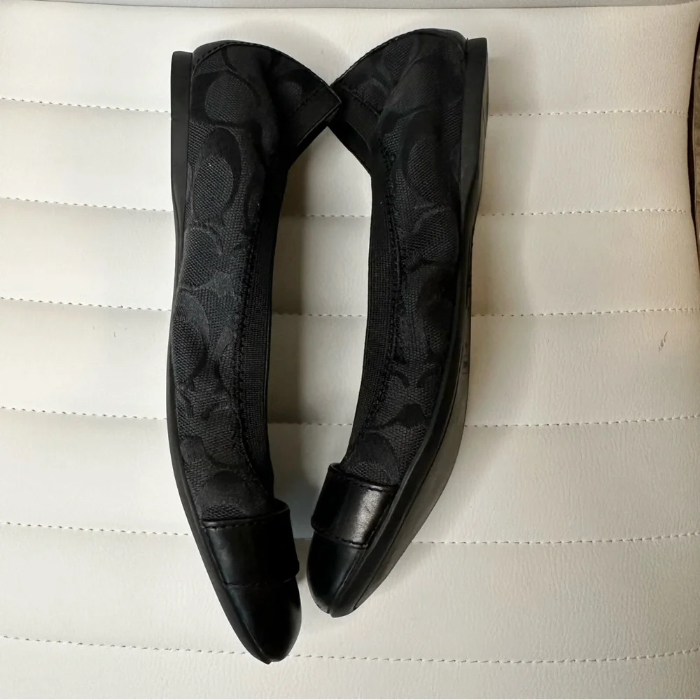💝Coach Signature Logo Black Canvas Chelsea Elasticized Ballet Flats Black Size 6 - Picture 5 of 10